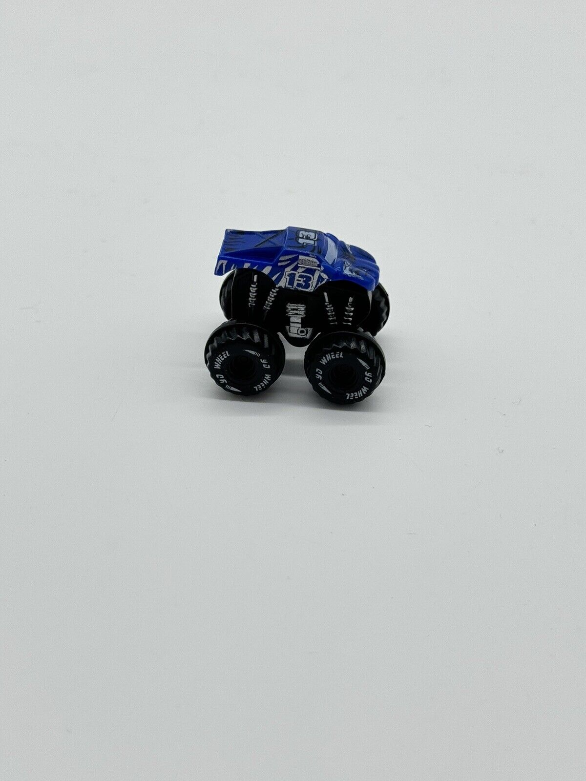 Hot Wheels Diecast Monster Jam Mighty Minis Lot of 9 Trucks Plus MORE