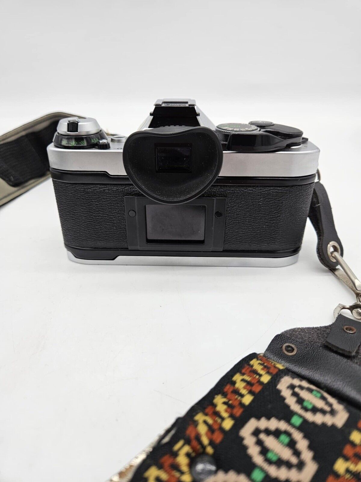 Canon AE-1 Program 35mm Manual SLR Film Camera with 50mm 1:1.8 Lens w/ EXTRAS!!