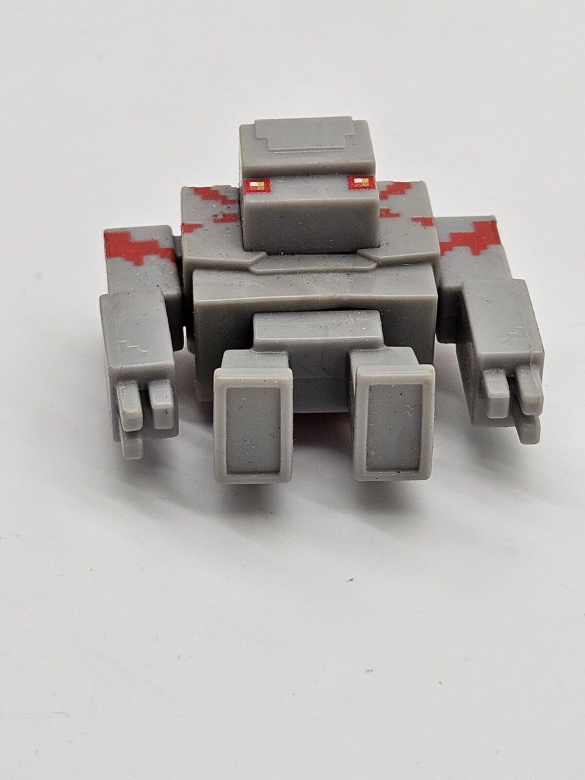 MINECRAFT Mystery Mini Figure Dungeon Series 20 Redstone Golem NEVER PLAYED WITH