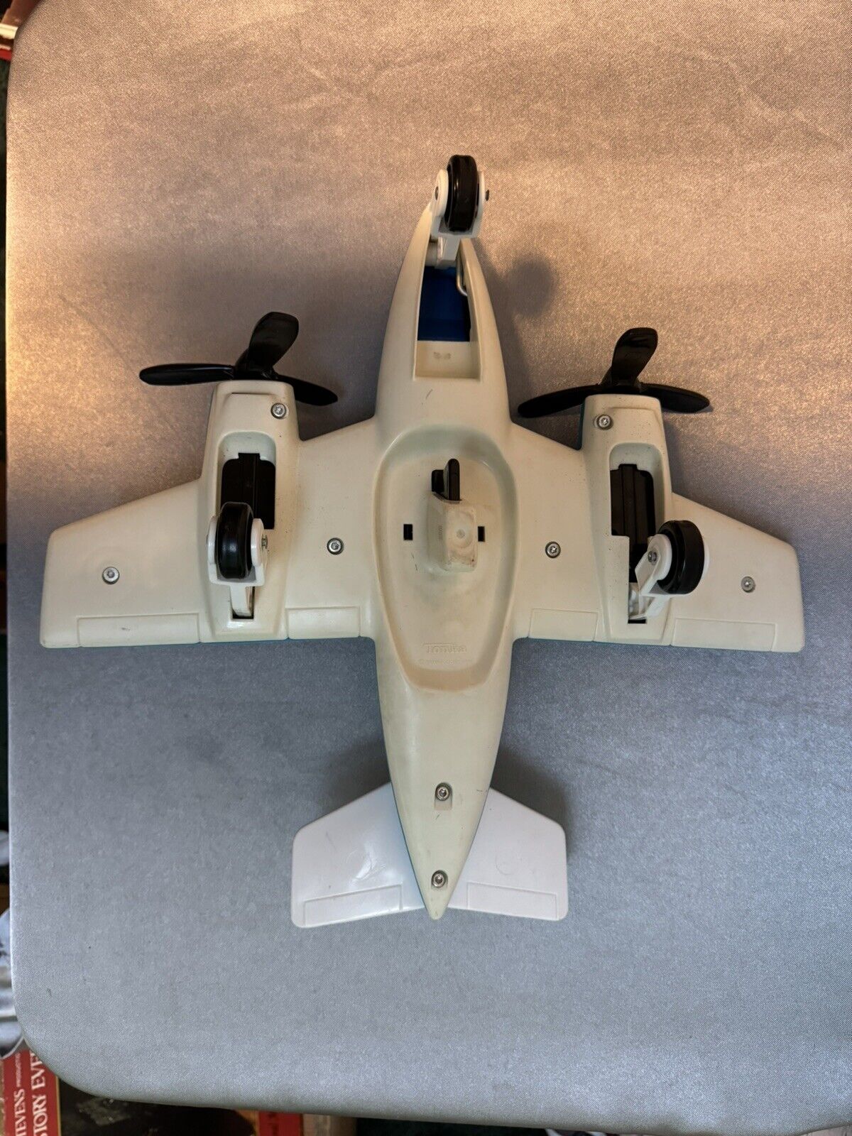 TONKA HAND COMMANDER TURBOPROP TWIN ENGINE AIRPLANE 1970s FULLY FUNCTIONAL