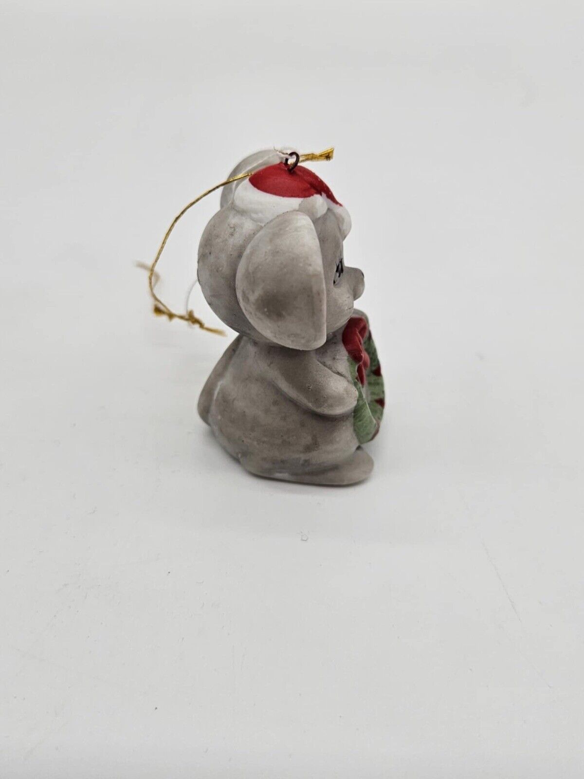 Christmas Around The World “Merry Christmas Mice” Wreath Mouse Vintage Figurine