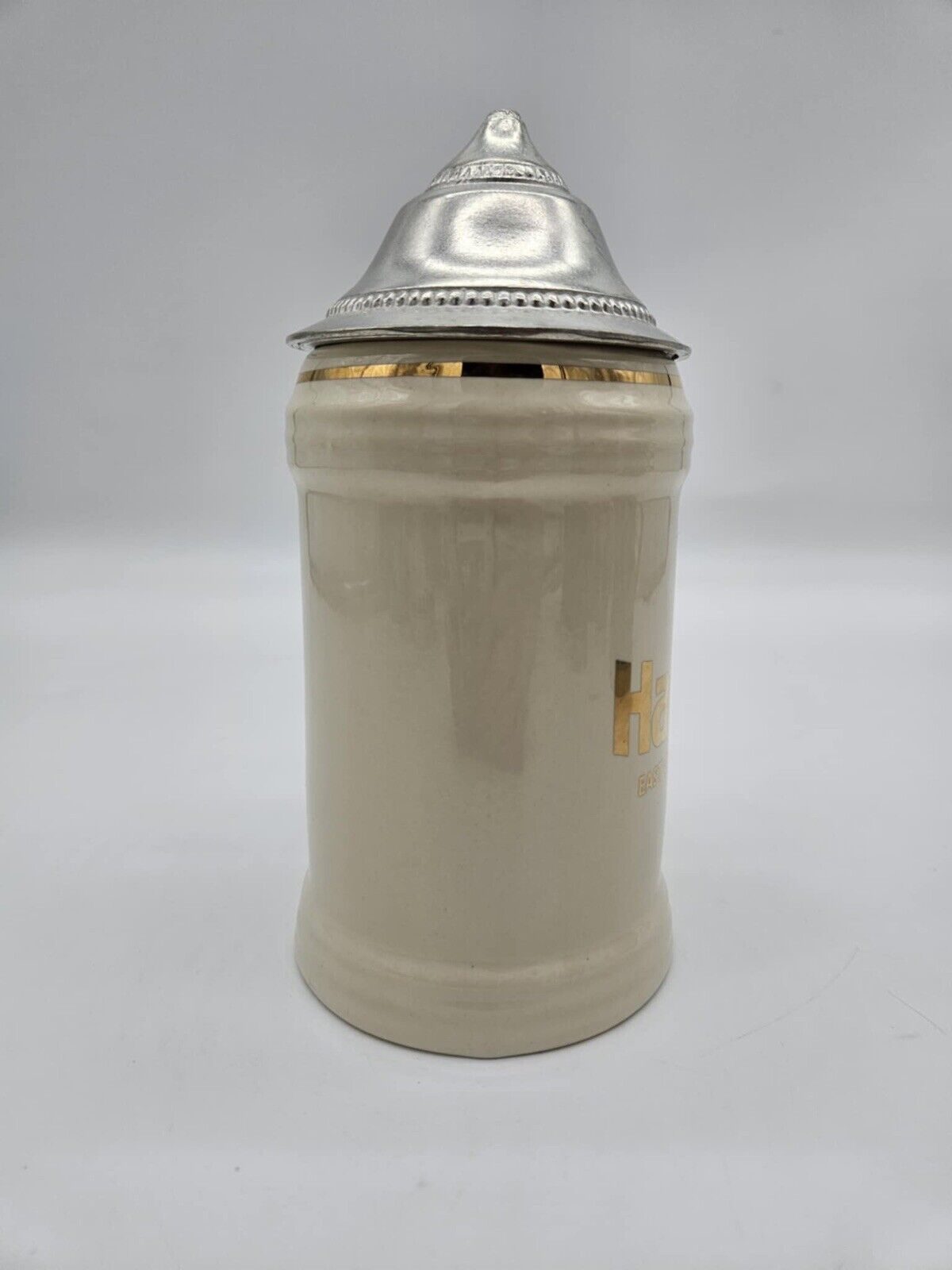 Vintage Harrah's east CHICAGO CASINO Pint Stein Cup W/ Pewter Lid