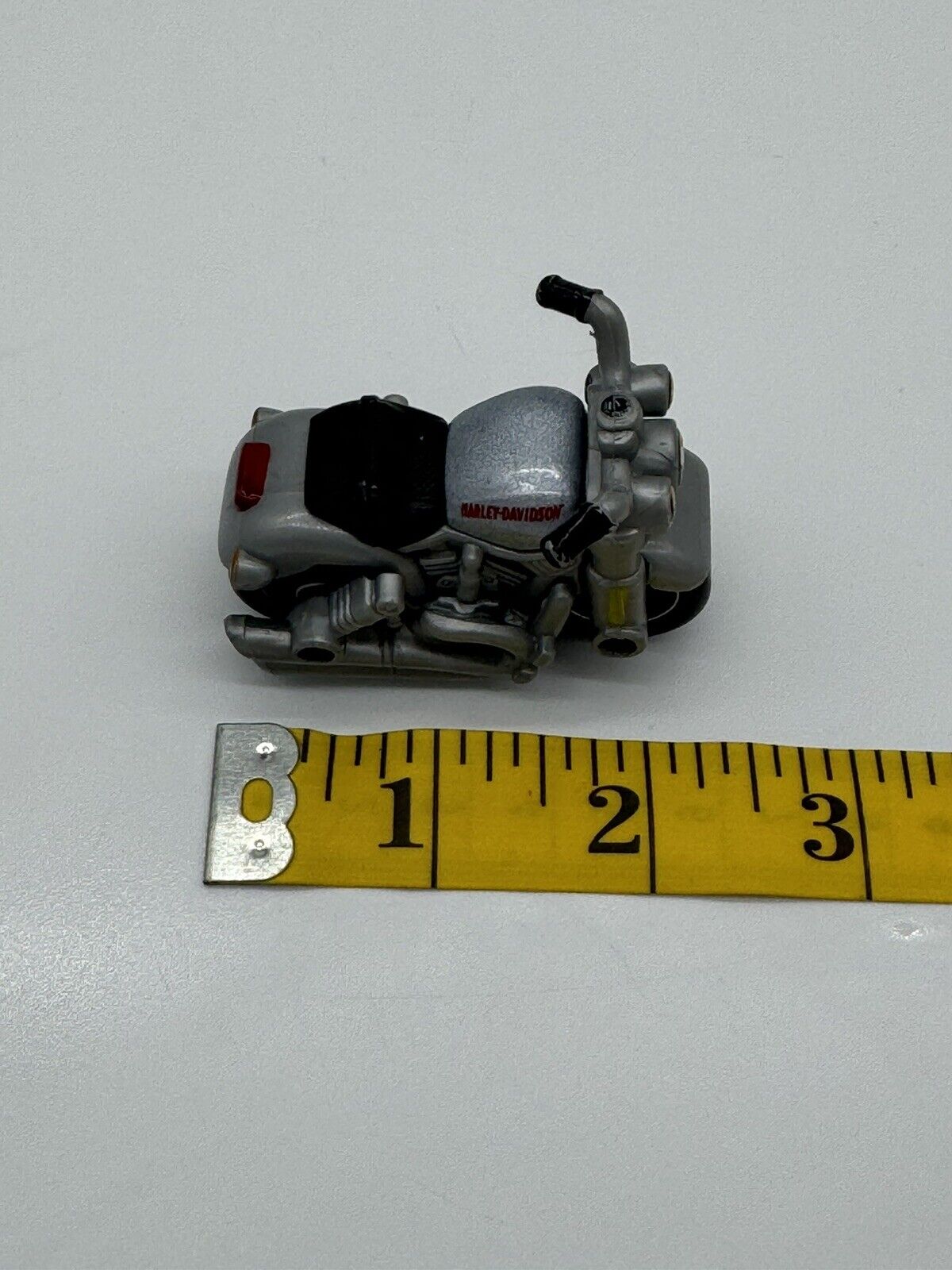 Set of 2 Maisto Cycle Town Harley Davidson Mini 2" Motorcycles Fatboy Vehicles