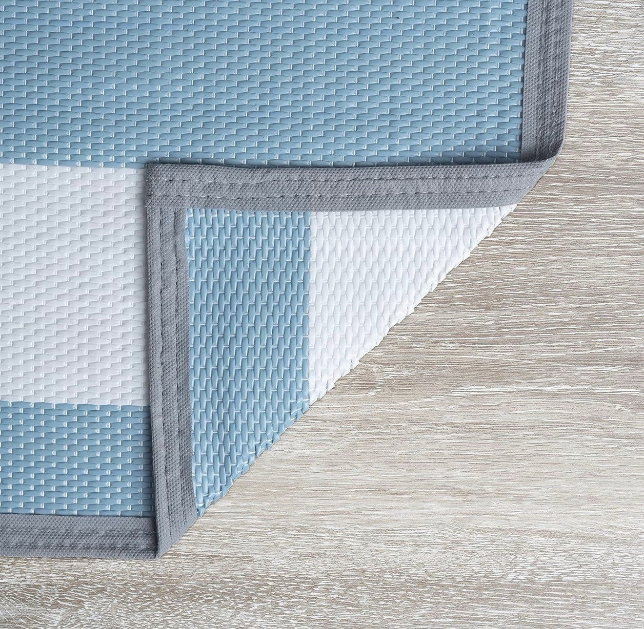Tayse Rugs Luna Outdoor Area Rug LNA1135 9' x 12' Reversible Striped Aqua