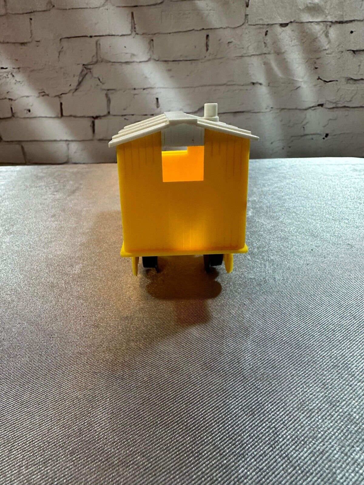 Vintage The Chessie Battery Diesel Train - 1976 Durham Rail Power NO.8816 VTY