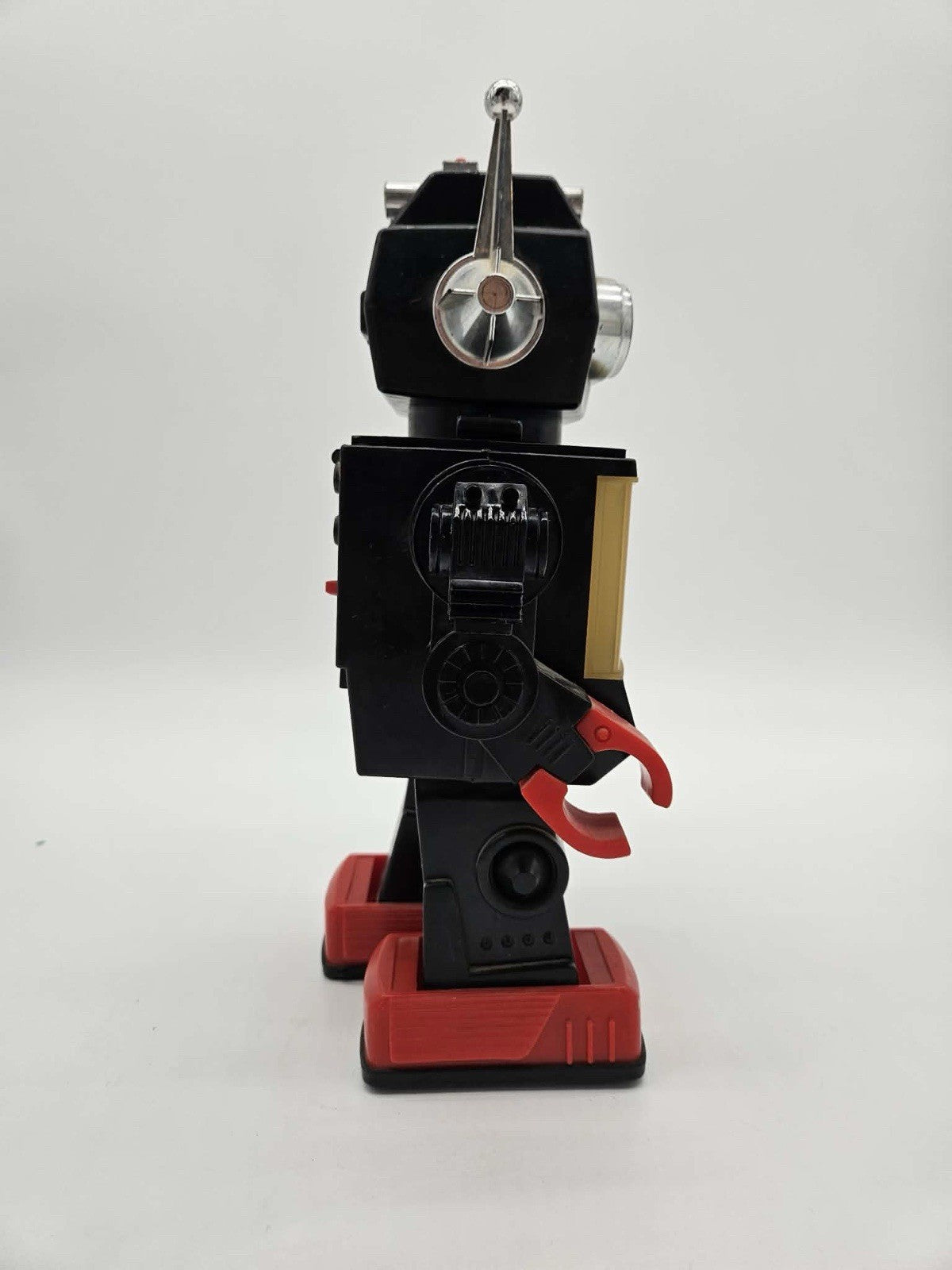 Vintage Sentinel Robot 13" Giant Walking Piston Action Robot 1980`s