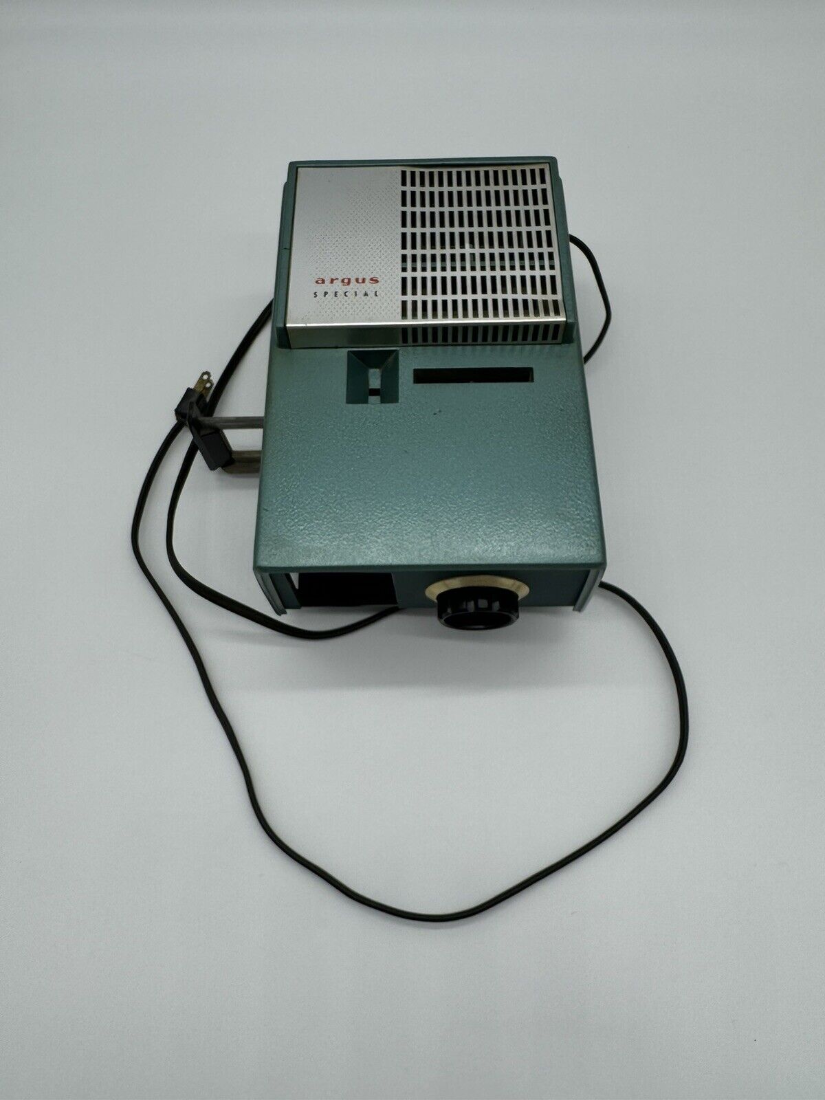 Argus Special 55 Automatic Color Slide Projector  35mm and 127 FNF