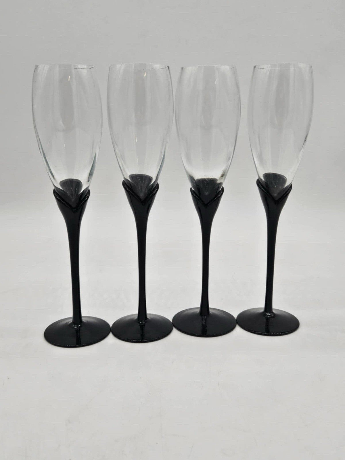 COLONY GLASS SET OF 4 AMARYLLIS 6 OUNCE CHAMPAGNE FLUTES