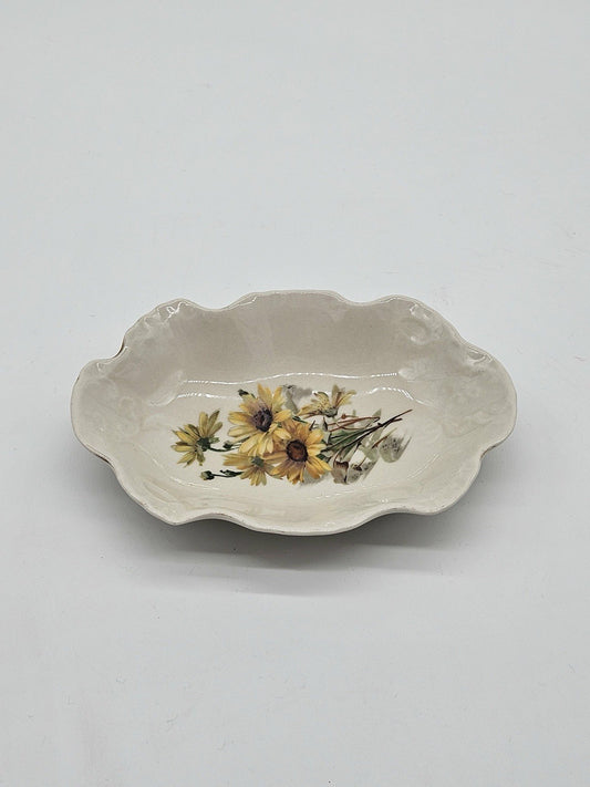 Bel-Terr China USA 22kt gold Porcelain Basket Candy Trinket Plate Yellow Flower