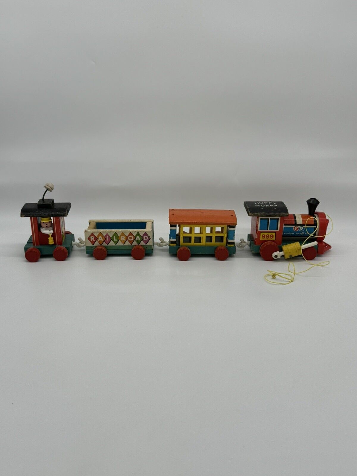 Original 1960s Fisher Price Vintage Huffy Puffy Wooden Train Set Pull Toy 4 Car