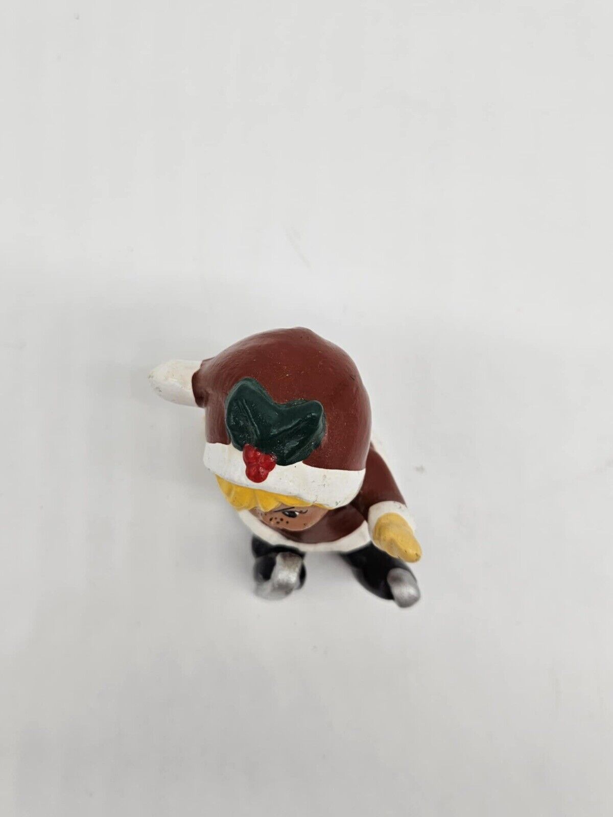 Vintage Christmas Ceramic Figurine Blond Girl W/ Freckles & Ice Skates Fallen