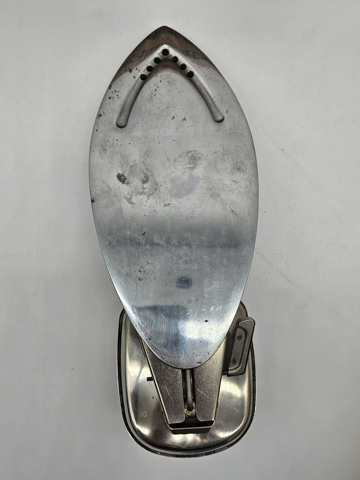 Vtg General Mills Betty Crocker Tru-Heat Iron w/ Steam Attachment