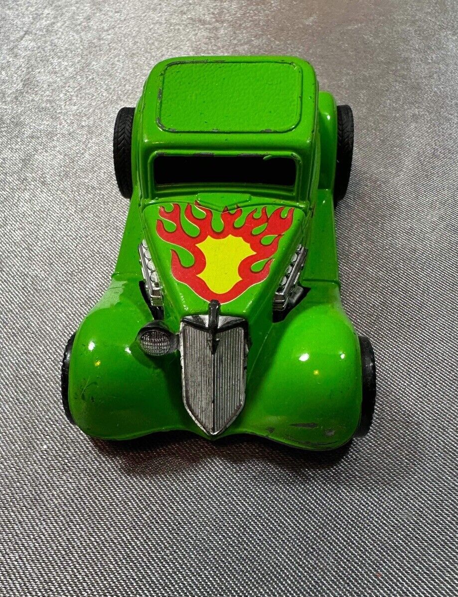 one vintage "ARCO" mattel '33 ford free wheeling car