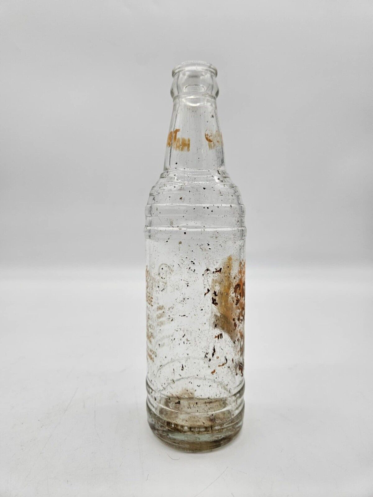 Golden Harvest; Hawes Bottling Works; Freeport, IL; 2-color ACL soda pop bottle