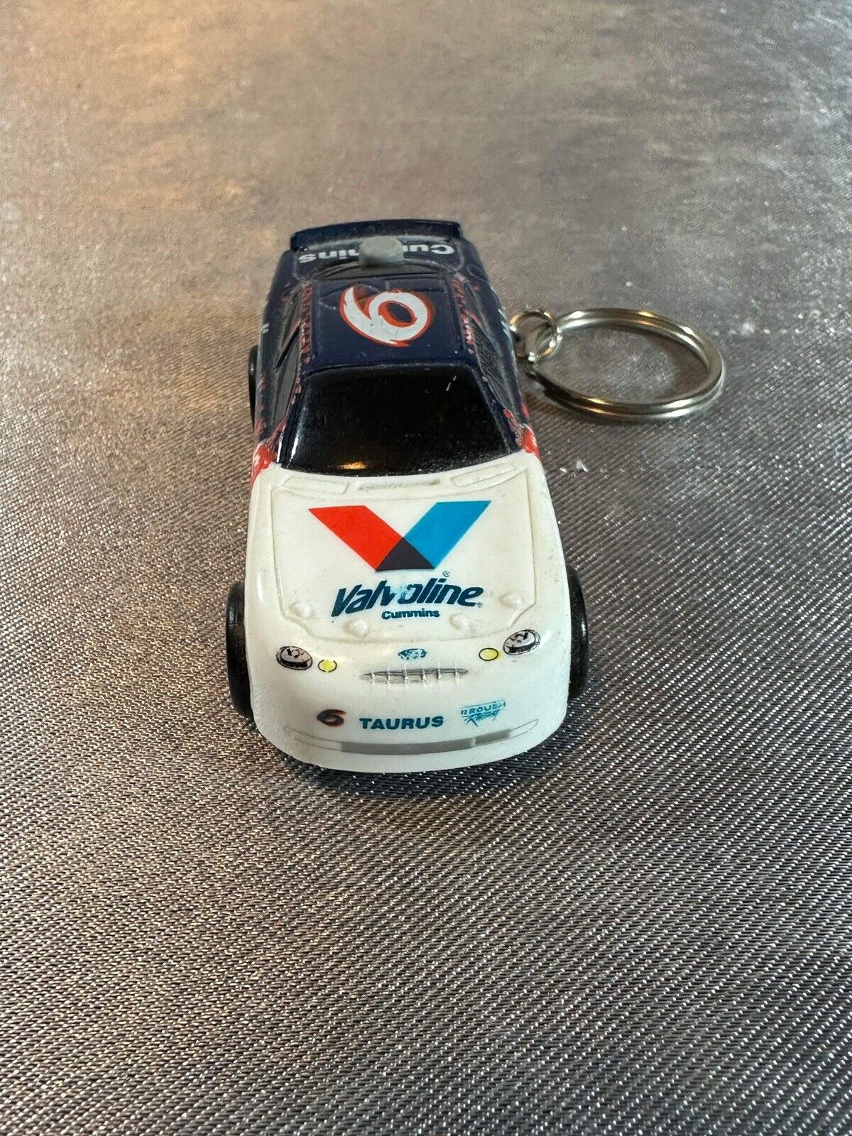BSI NASCAR Talking Key Chain Mark Martin #6 Valvoline Ford Taurus 1998