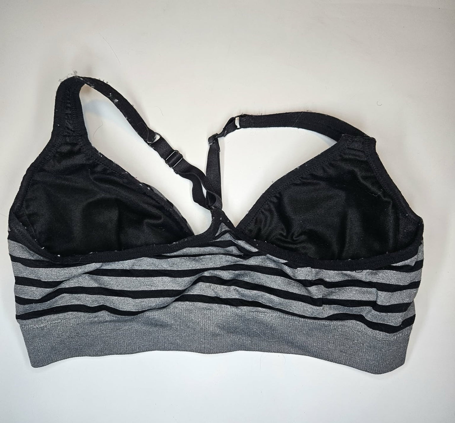 Women’s Gray & Black Striped Racerback Sports Bra Wireless Comfort Bra M