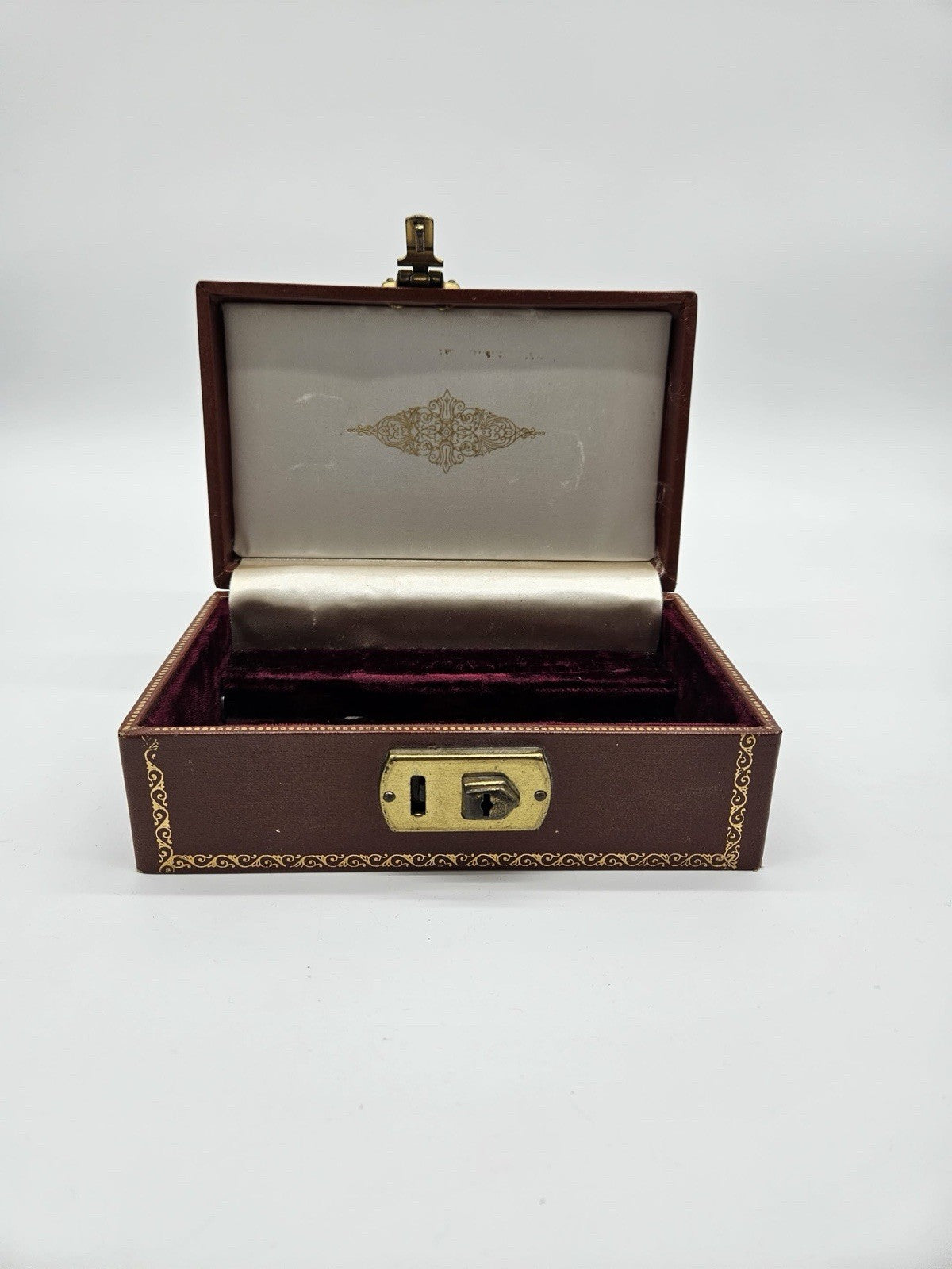Vtg. Burgendy & Gold Leatherette Jewelry Music Box Red Burgundy Plush Lining VGG