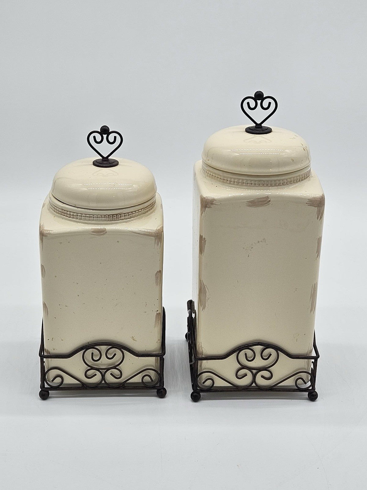 Cream Ceramic Kitchen Canister Set w Lids & Metal Rack LTD Commodities