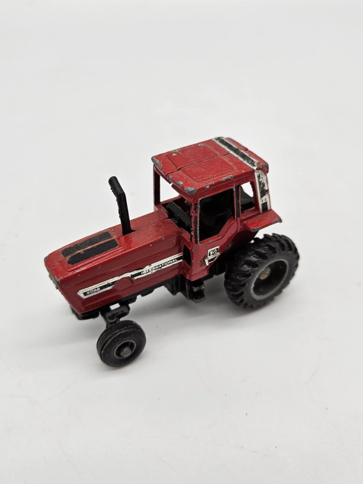 ERTL Case International Harvest Tractors Lot 1:64 Diecast