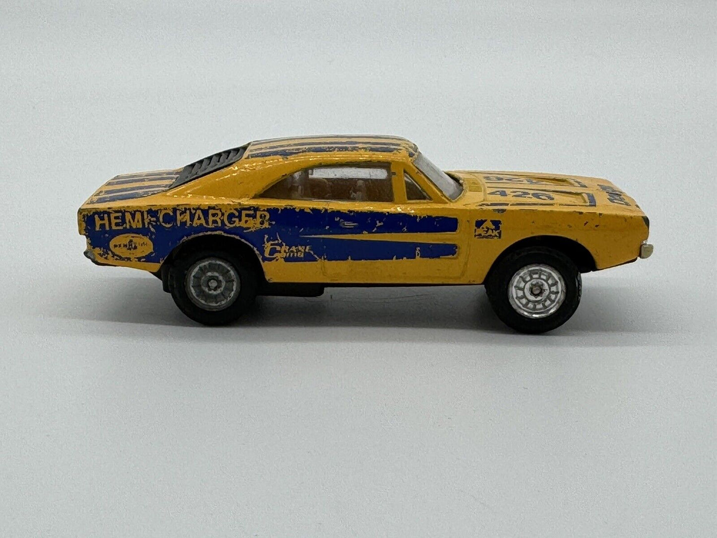 Vintage Dodge Charger 426 Hemi Yellow Diecast Model Car 1:48 Made in Macau 006