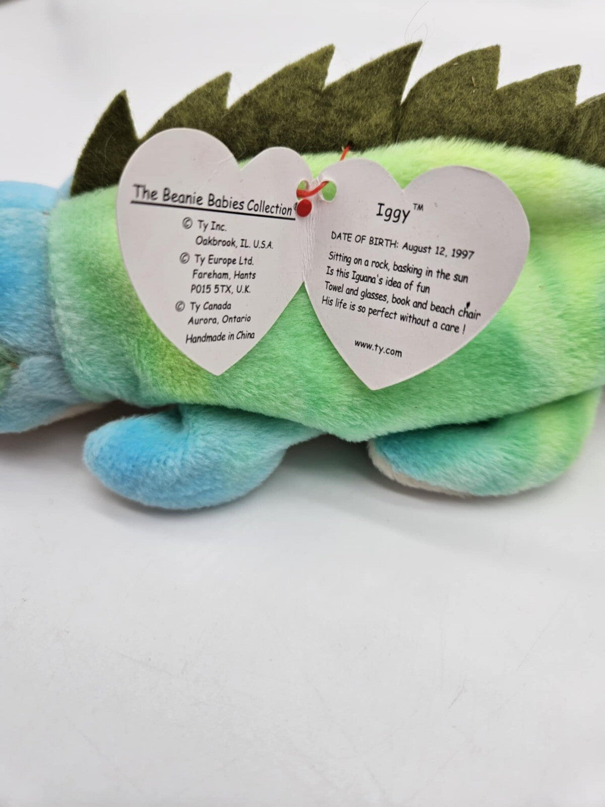 Ty Beanie Baby 9 inch TieDye Rainbow “Iggy” 1997 Rare Retired August 12 Birthday