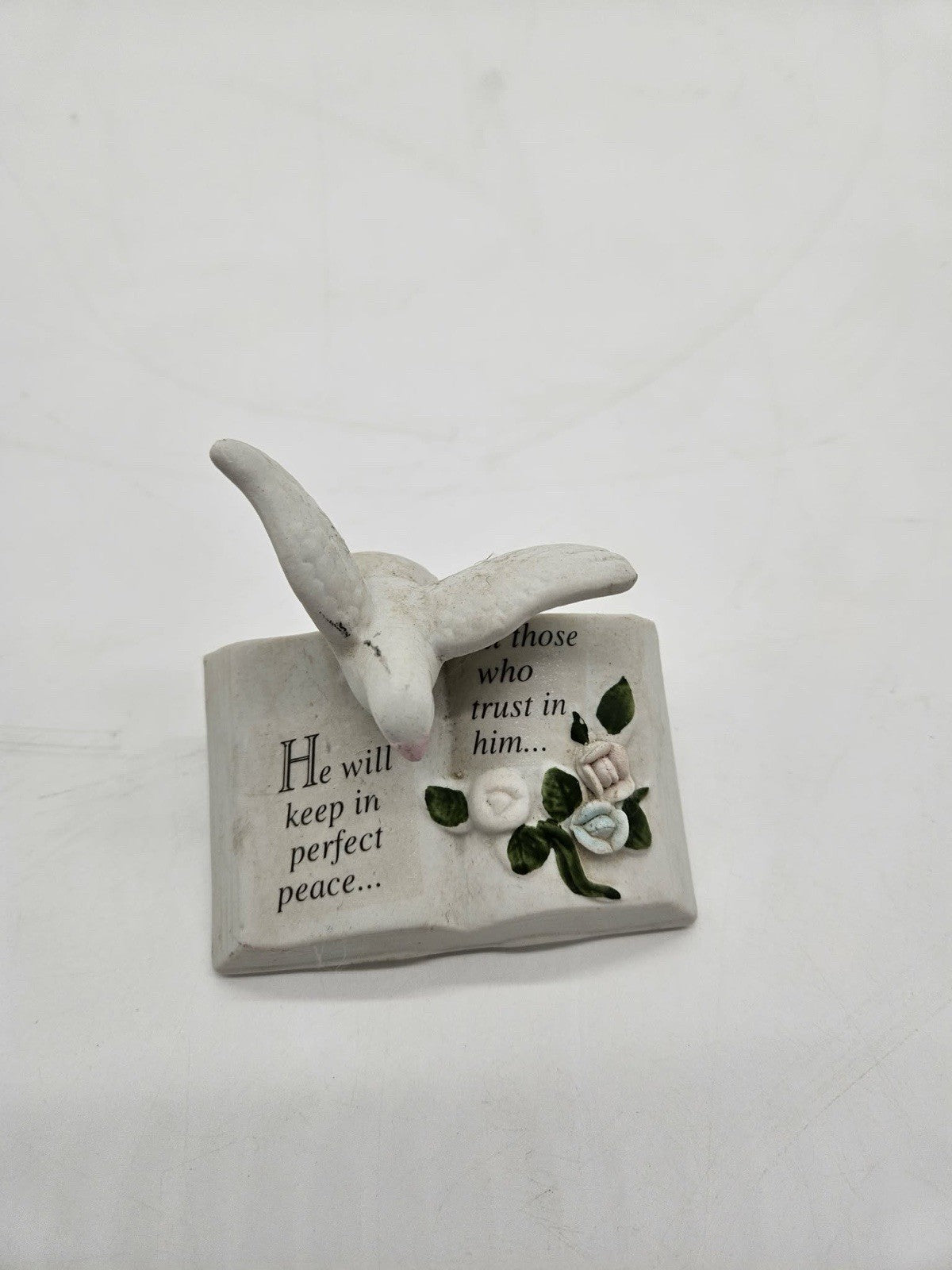 VTG Artmark - Porcelain Figurine ‘The Word’ - Dove Perched On Bible