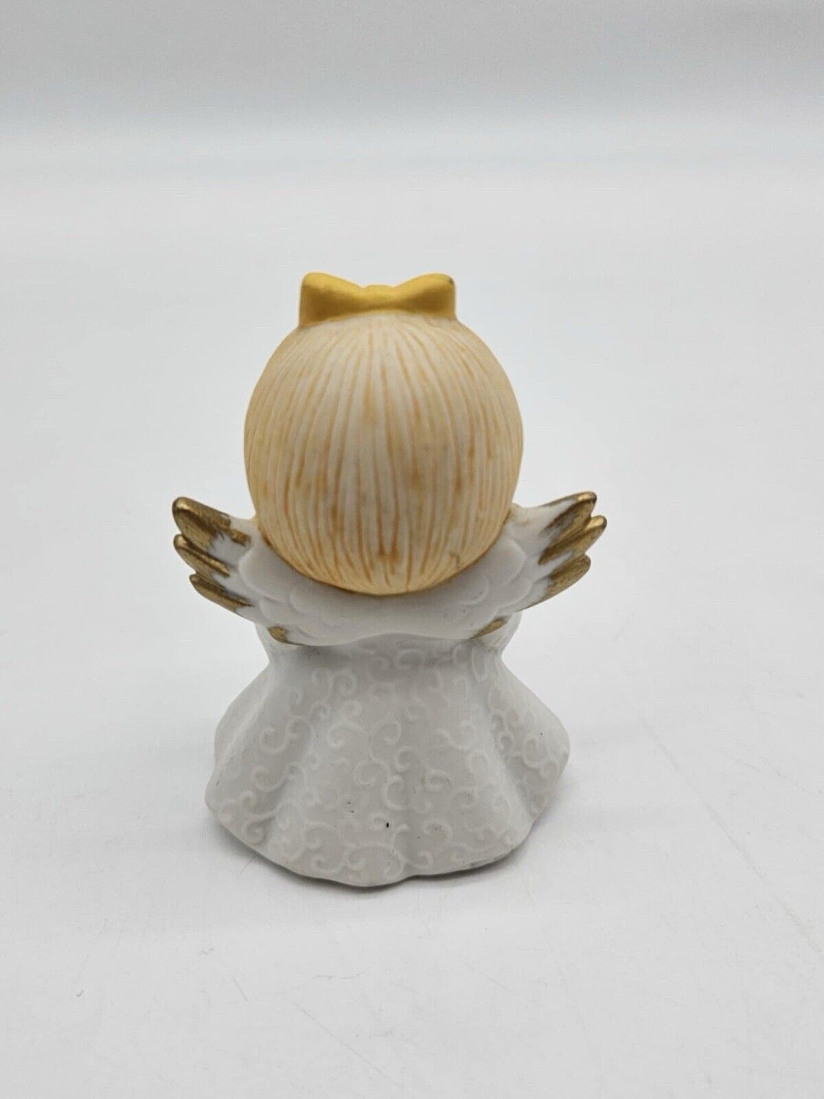 Enesco Ruth Morehead Holly Babes 1984 Angel with Wreath  RARE