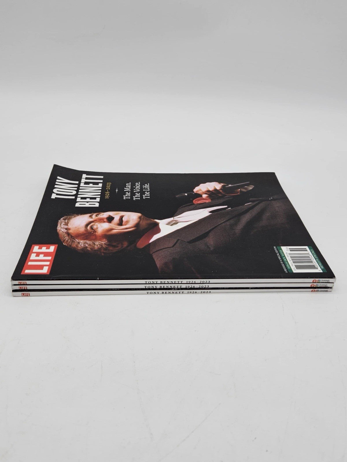 Tony Bennett  1926-2023, Life Magazine Reissue of a Special Edition, 96 Pages