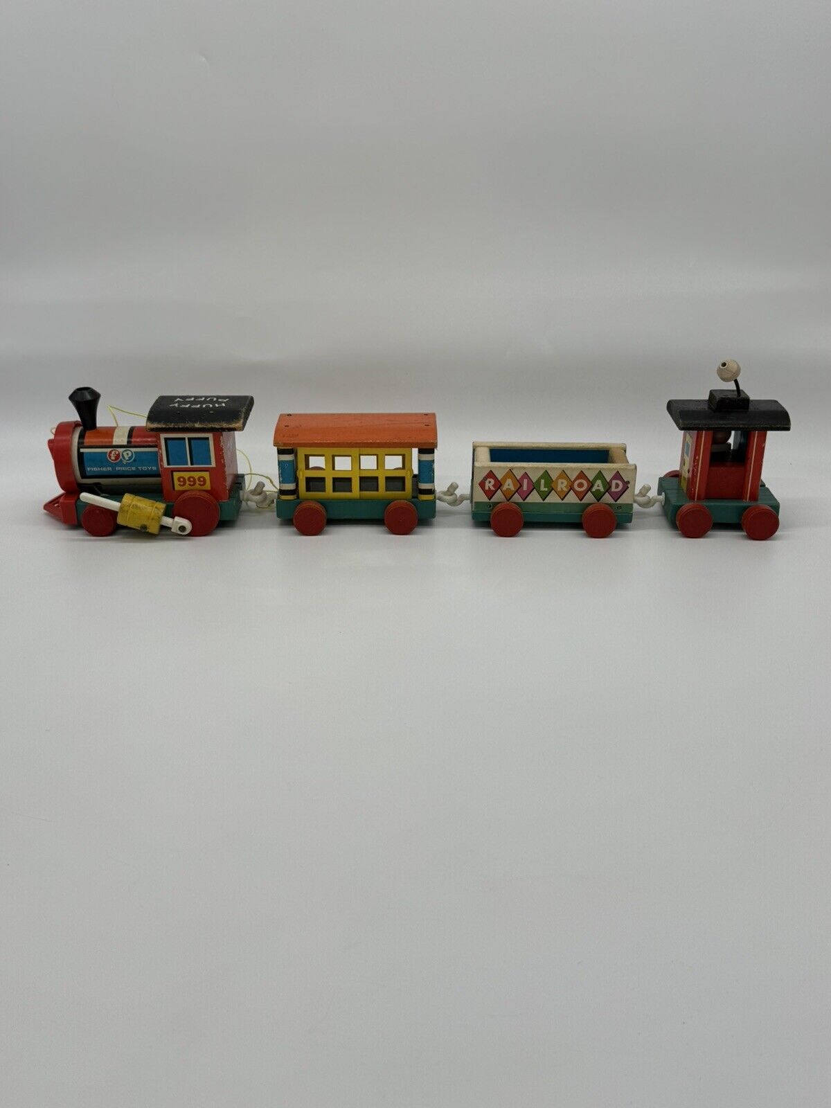 Original 1960s Fisher Price Vintage Huffy Puffy Wooden Train Set Pull Toy 4 Car
