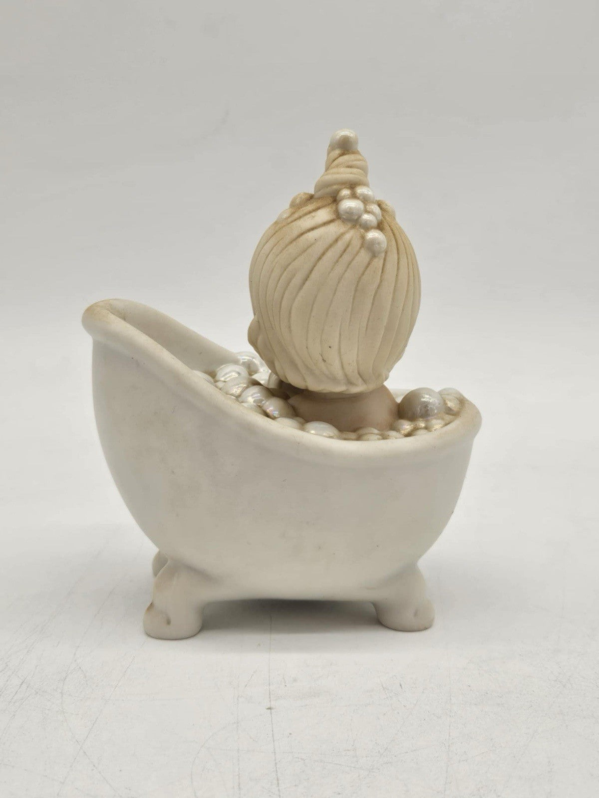 Vintage Precious Moments 1985 He Cleansed My Soul Bathtub Porcelain Figure!! ^0^
