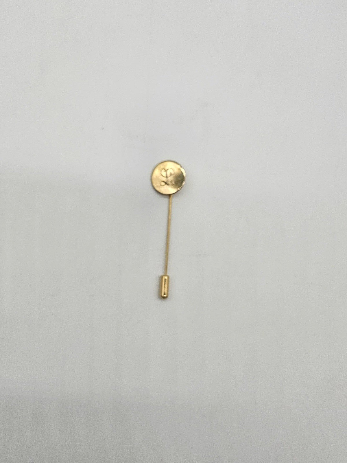 Stick Lapel Gold Tone Vintage Monogram Initial “L” Hat Pin Accessory Men Round