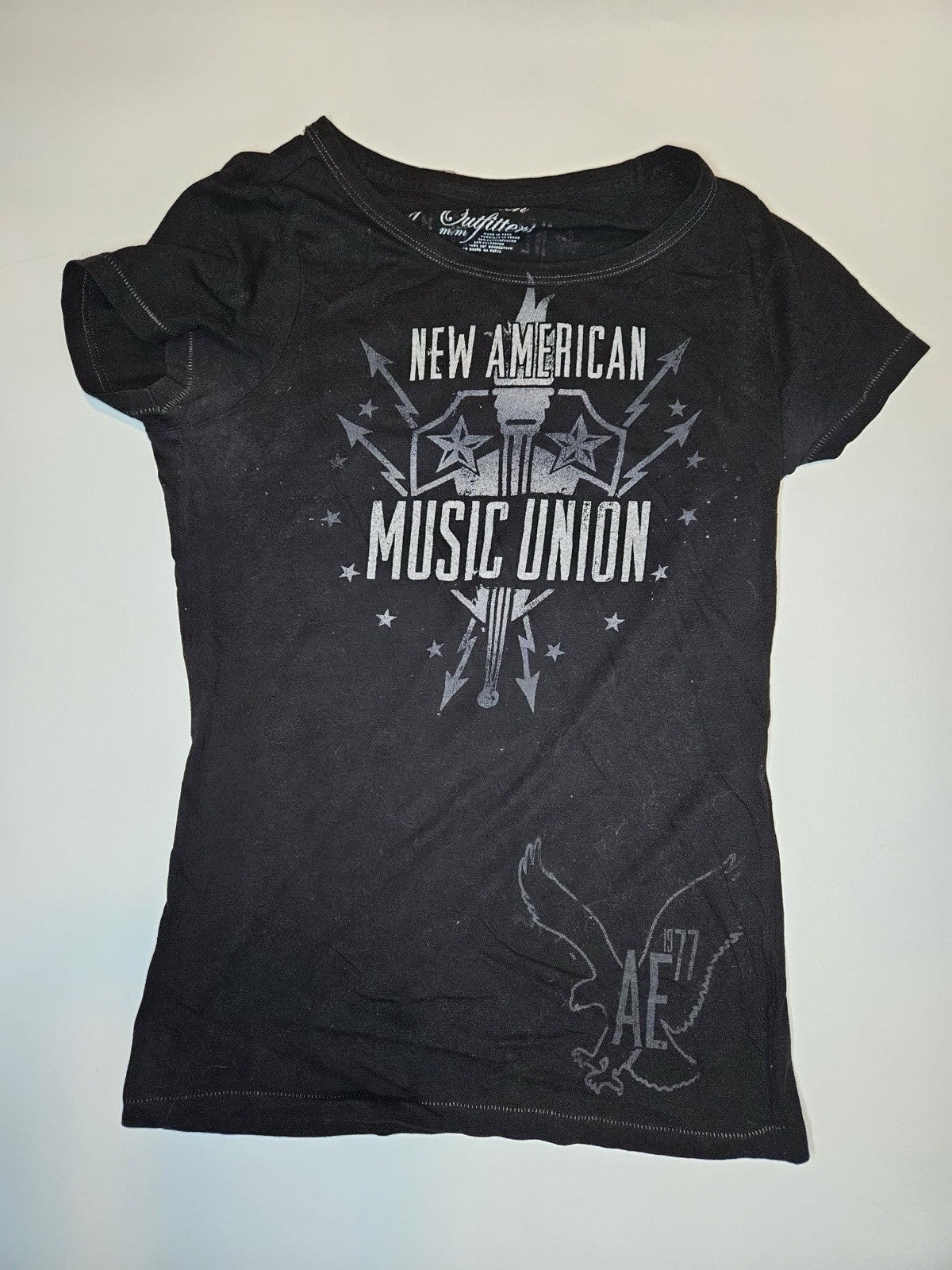 Title: American Eagle New American Music Union Concert Tee Women’s Medium