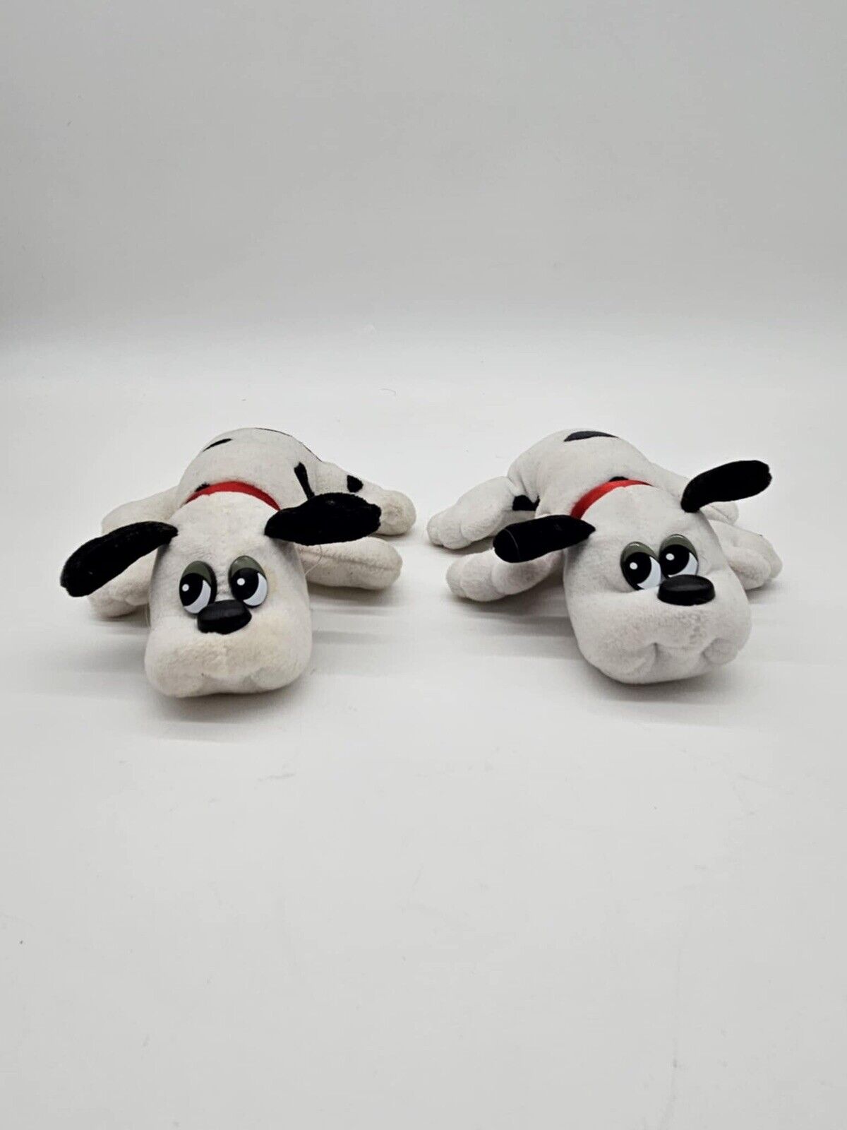 Set of 2 Vintage Tonka Pound Puppies Plush 7” WHITE/BLACK SPOTS Red Collar 1980s