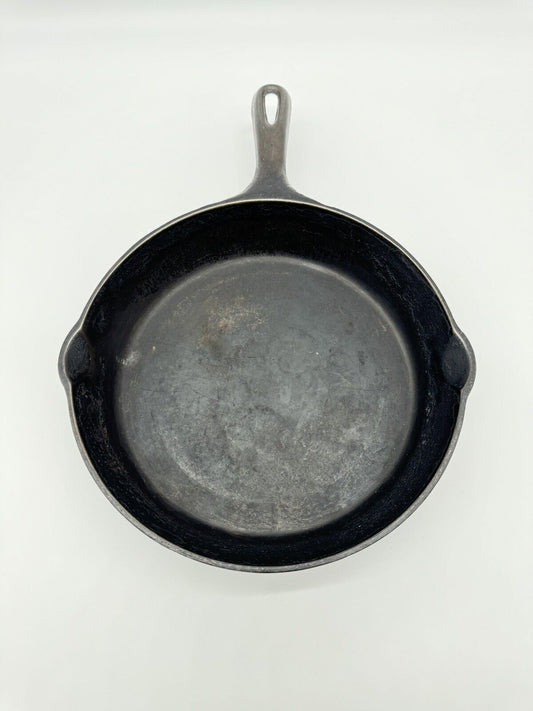 ANTIQUE VOLLRATH #8 COWBOY CAMP FIRE CAST IRON SKILLET PAN FRYER EDGE HEAT RING