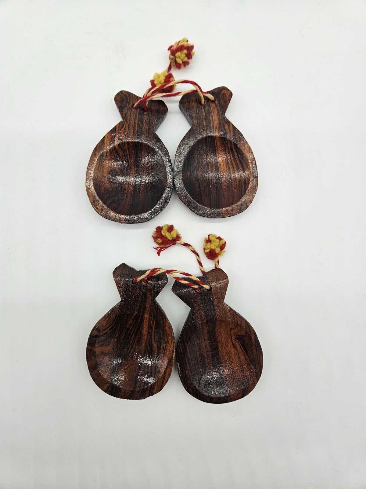 Mexico Wood Maracas Castanets Percussion Spanish Folk Flamenco Castañuelas D 2½"