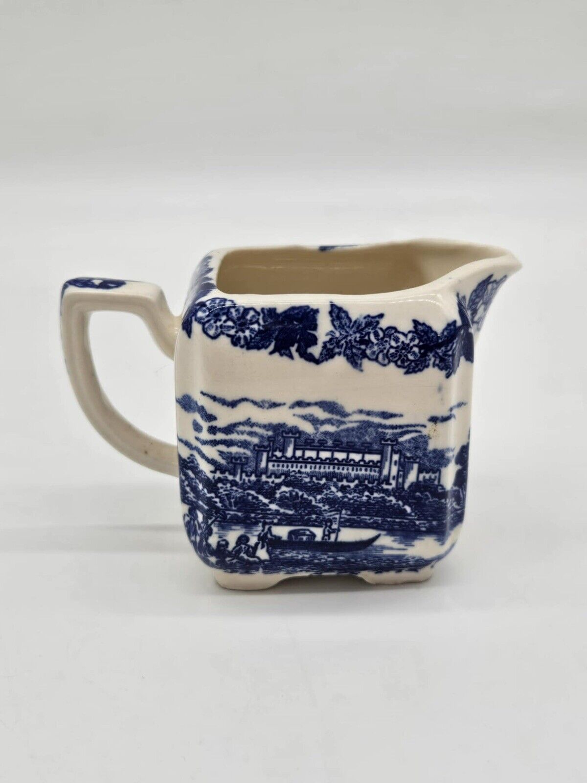 Churchill Blue Willow 5 Piece Dinnerware Set, Made in England