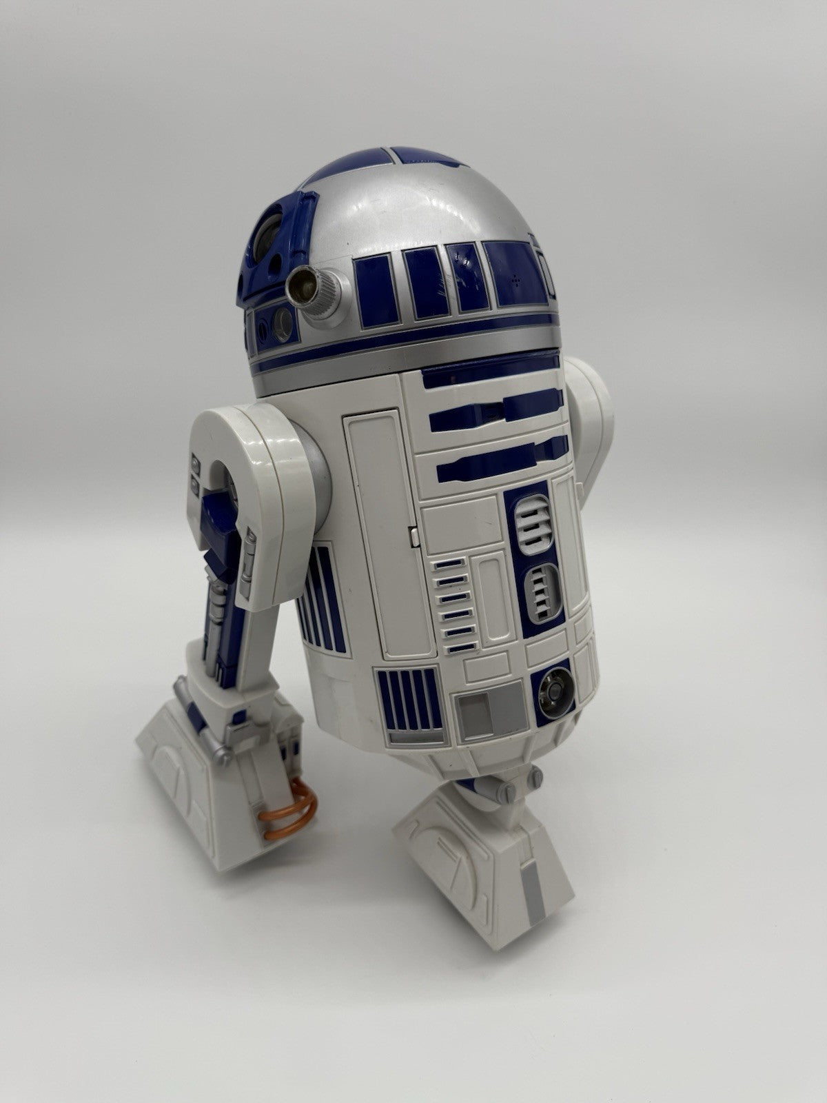 2002 Hasbro Voice Controlled Interactive R2-D2 Droid - Star Wars