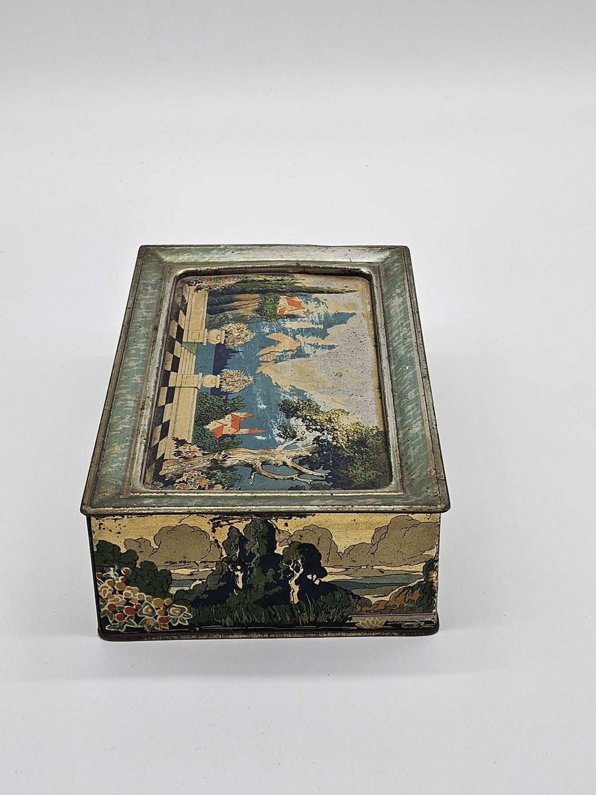 Antique Vtg Deco Nouveau Artstyle Chocolate Company Metal Tin Candy Box A11