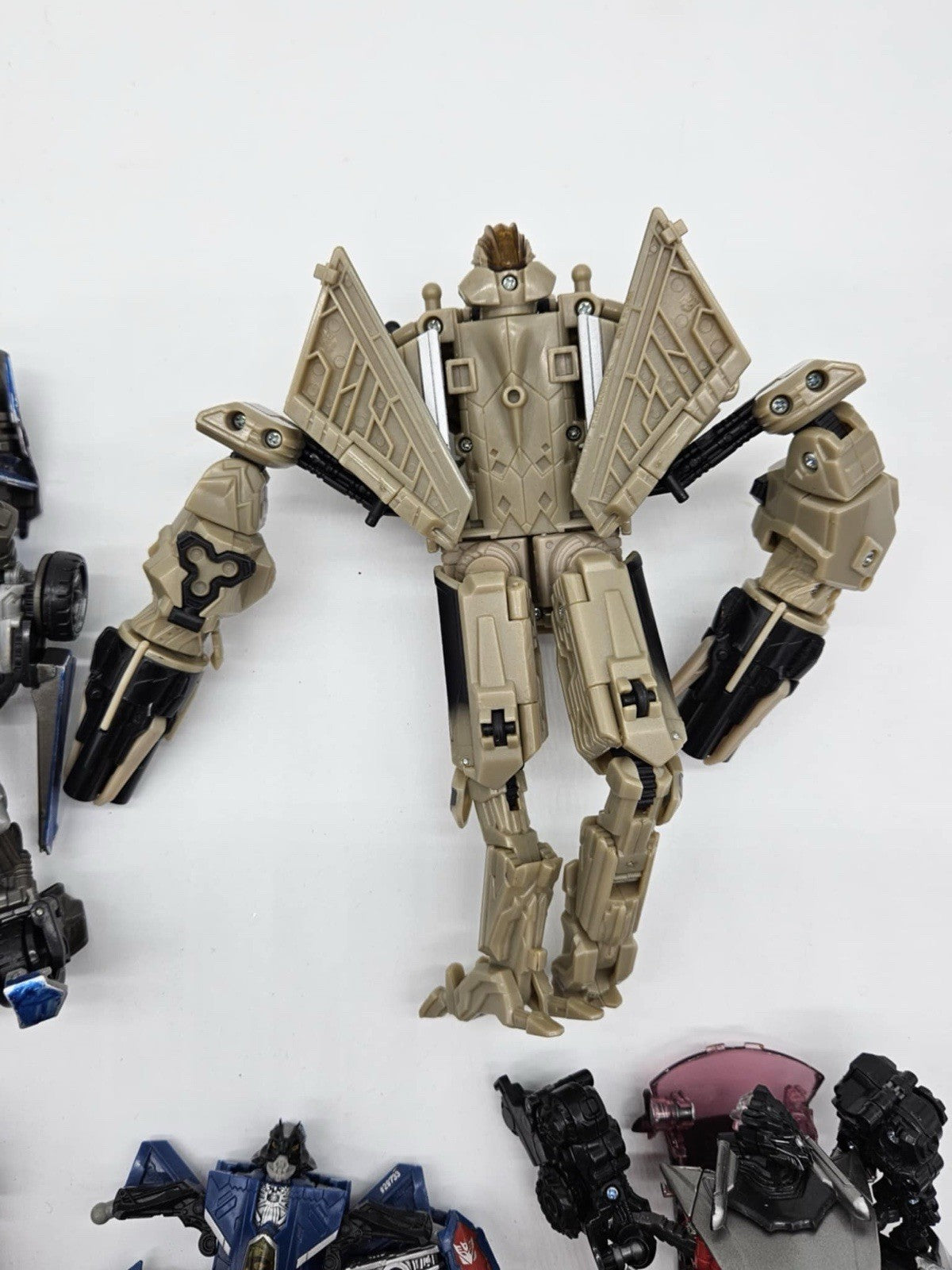 Lot of 5  Transformers Dark of the Moon Action Figures