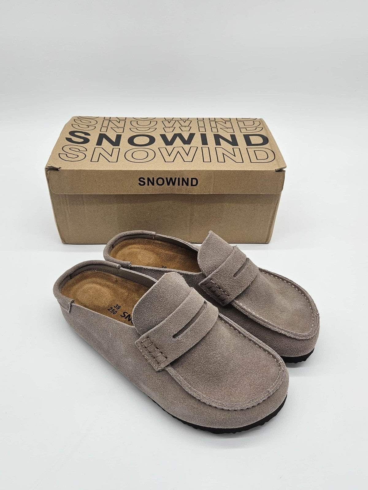 Snowind Naples Wrapped Suede Clogs Taupe Womens size 8