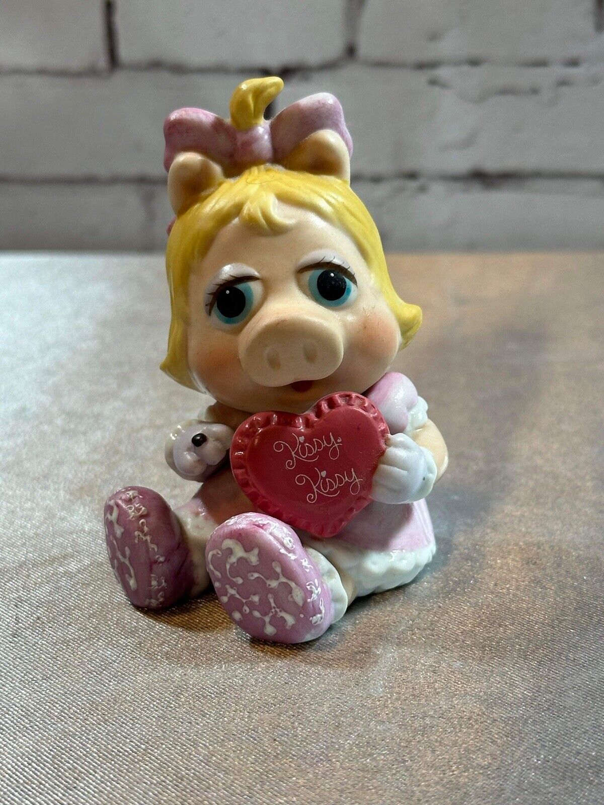 Ceramic Miss Piggy 1983 Jim Henson's Muppet Babies Kissy Kissy Vintage Rare