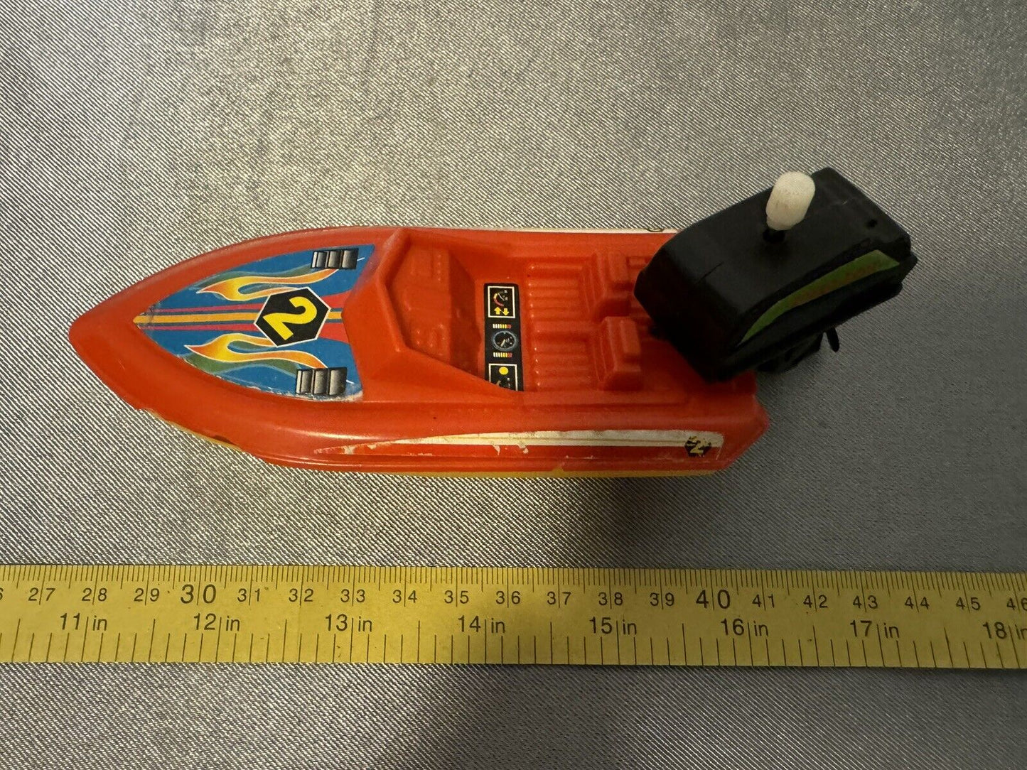 Plastic Wind Up Vintage Boat Toy WORKING 005