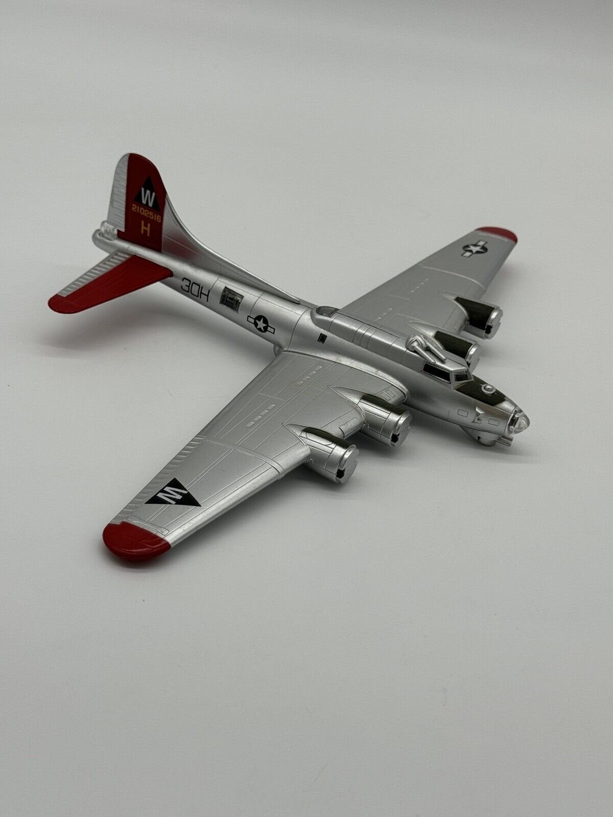 HERPA # 5972 1/200th SCALE  BOEING B-17G USAAF  OVERCAST DIE CAST MODEL