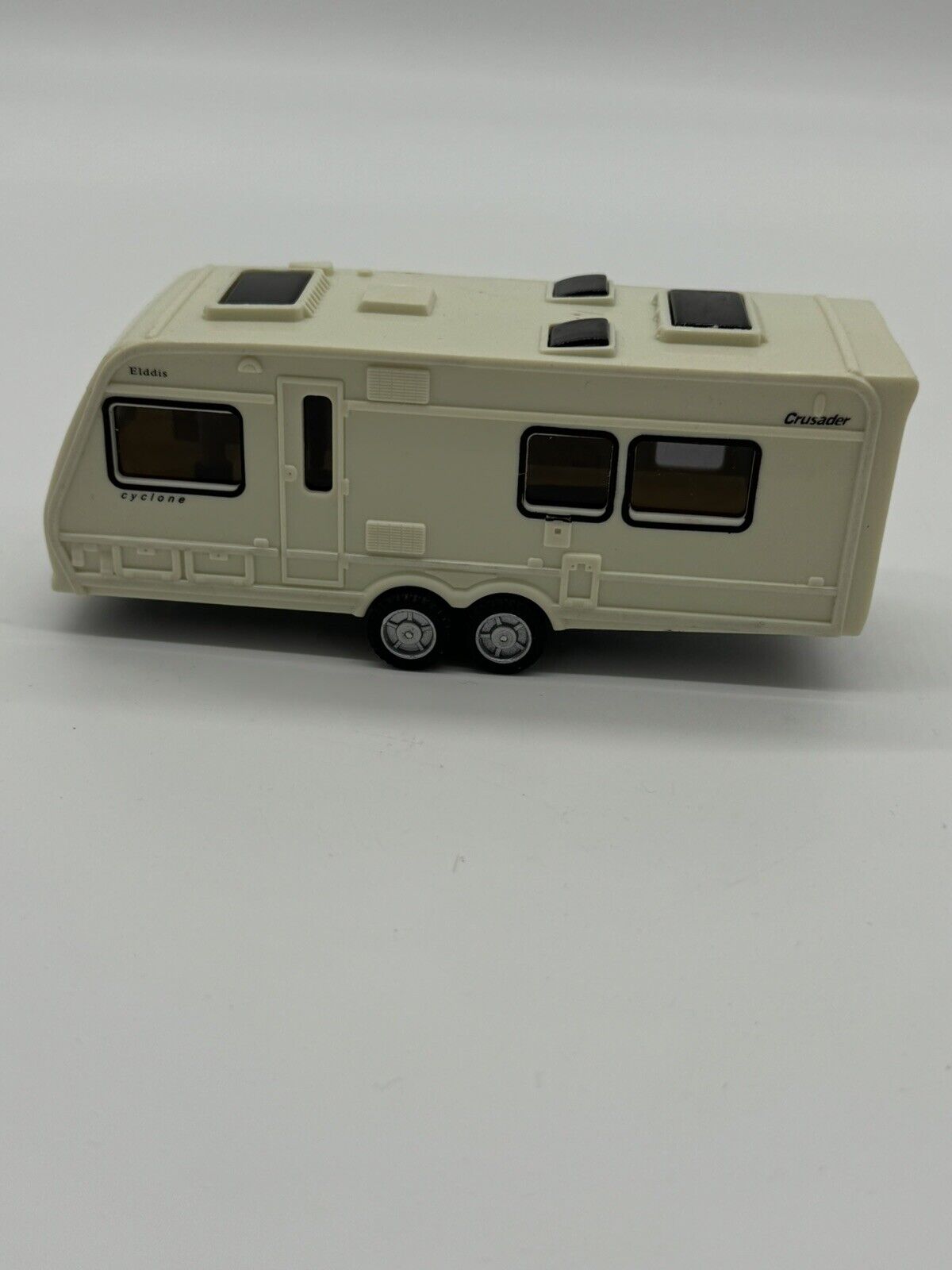 Teamsters die-cast Elddis  Cyclone Caravan Toy Camper 005