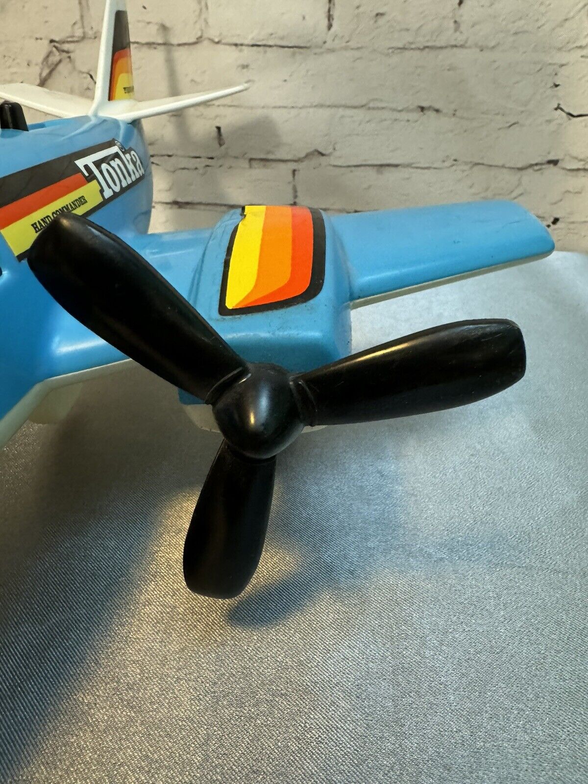 TONKA HAND COMMANDER TURBOPROP TWIN ENGINE AIRPLANE 1970s FULLY FUNCTIONAL
