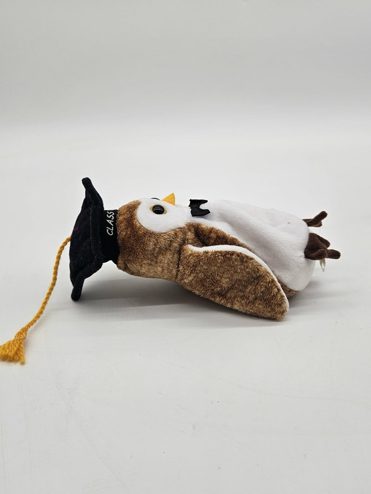 Mint TY Beanie Baby - WISEST the Graduation Owl 2000