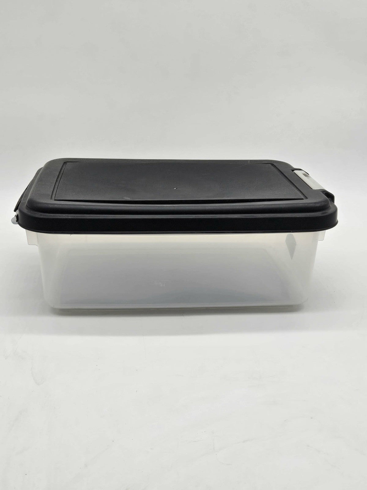 Rolling Storage Bin w/ Locking Lid, Measuring Scoop & Casters