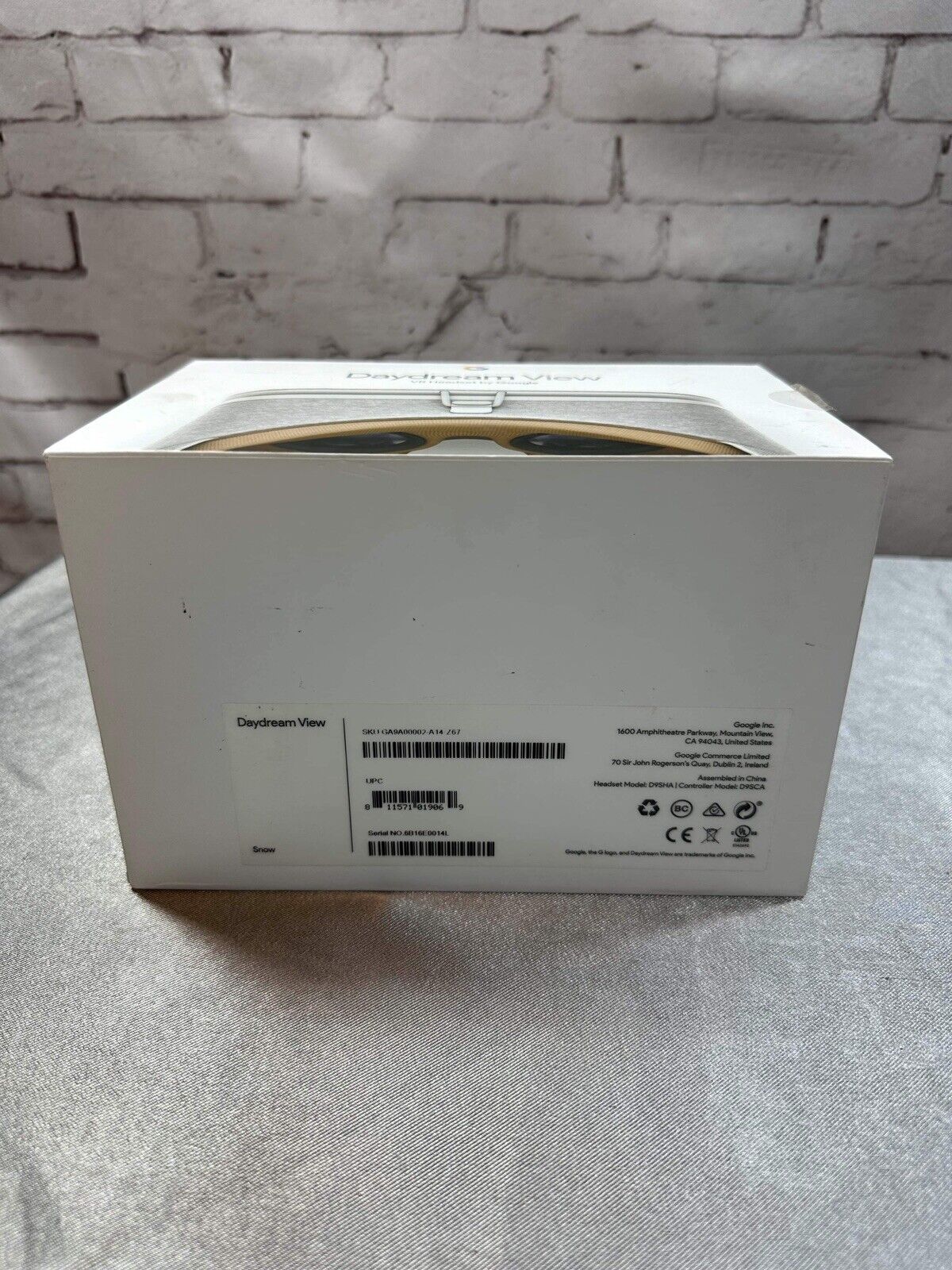 Google Daydream View VR Headset - Slate