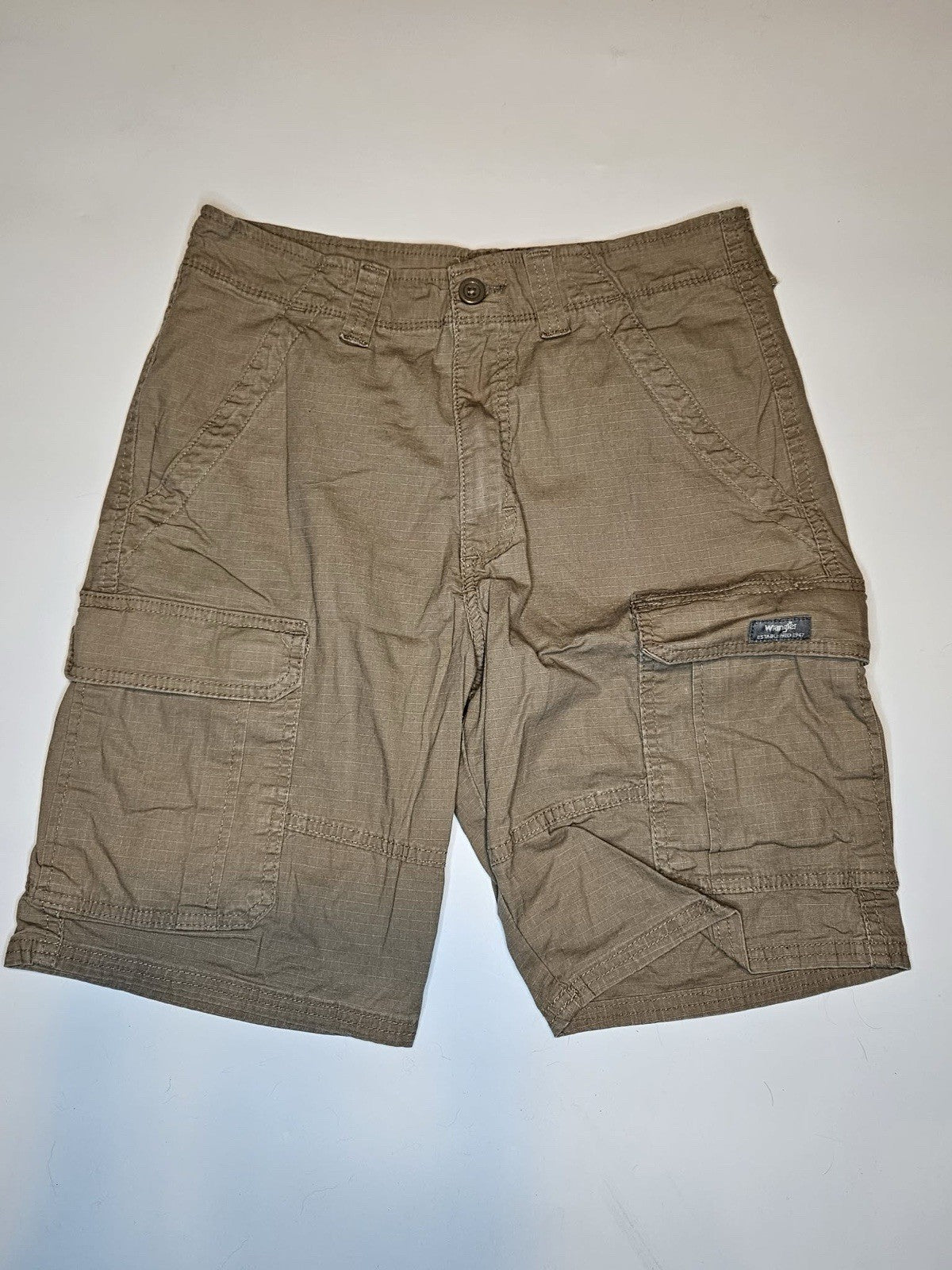 Wrangler Relaxed Fit Cargo Shorts Men’s Size 30 Khaki