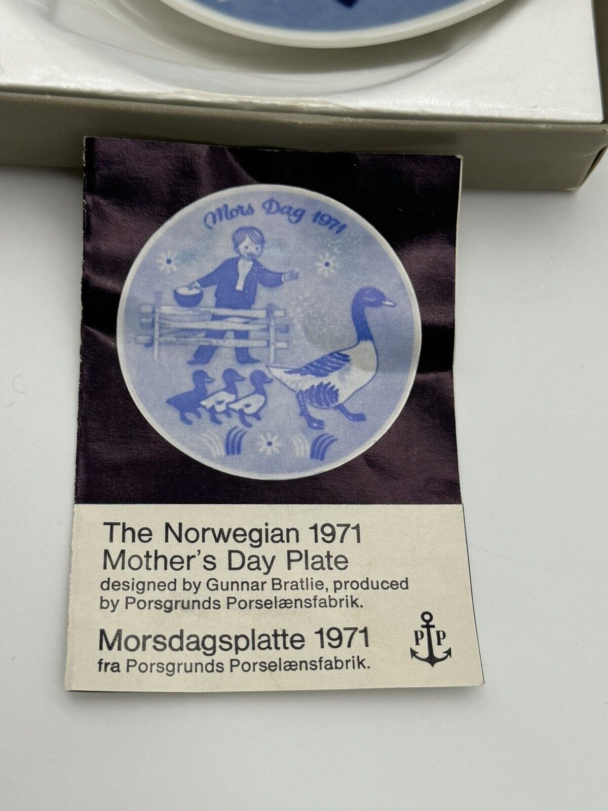 PORSGRUND NORWAY 1971 MORS DAG, MATHER'S DAY PLATE, 2ND SERIES, 5" DIAMETER